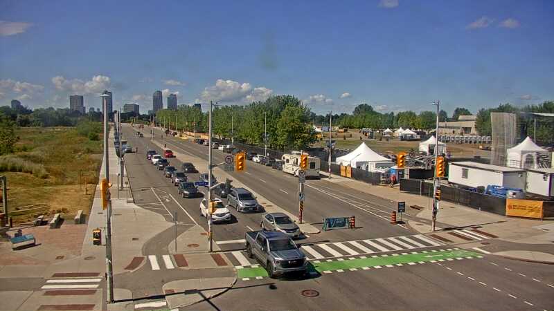 Traffic camera image at 2025-08-24 15:35:06
