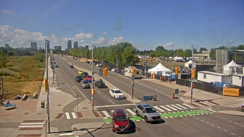 Traffic camera image at 2025-08-24 15:45:09