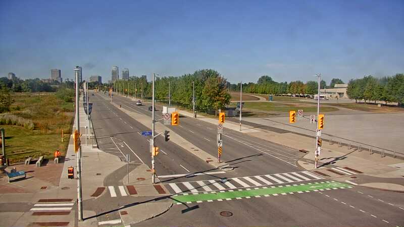 Traffic camera image at 2025-09-03 14:00:05
