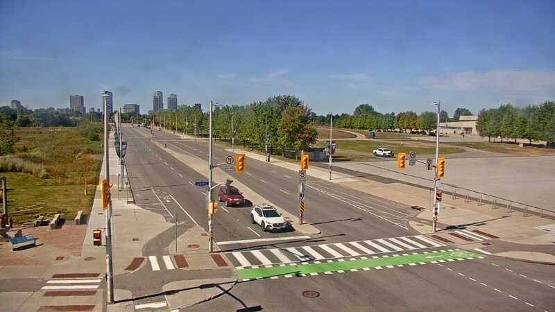 Traffic camera image at 2025-09-03 15:00:05