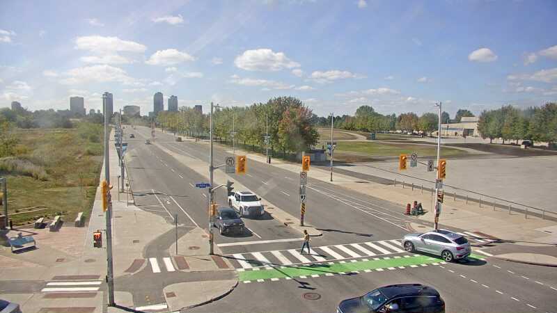 Traffic camera image at 2025-09-14 17:20:05