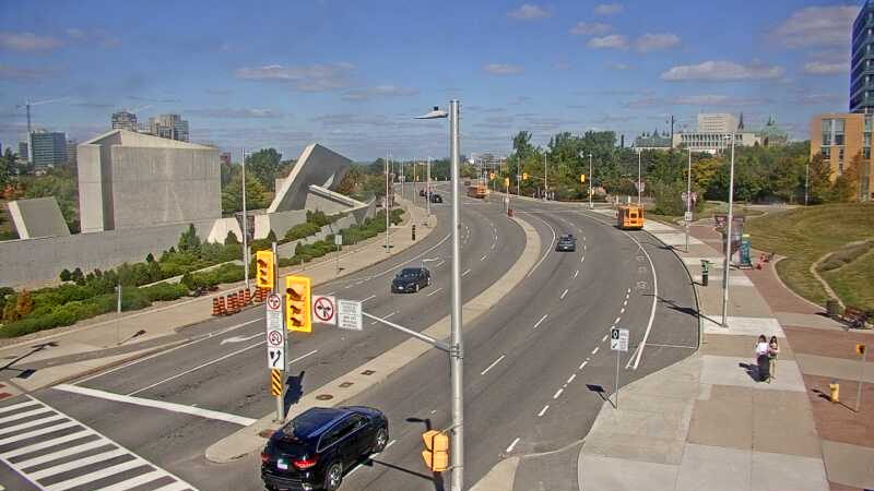 Traffic camera image at 2025-09-14 18:10:05