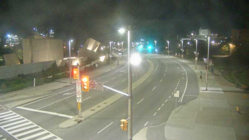 Traffic camera image at 2025-09-19 03:05:05
