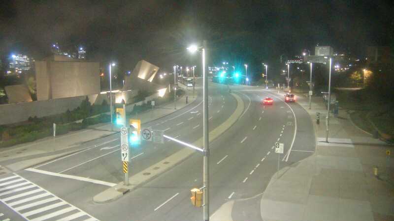 Traffic camera image at 2025-09-19 04:00:05