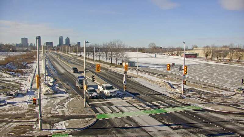 Traffic camera image at 2024-12-21 15:30:33