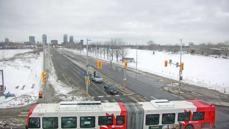 Traffic camera image at 2025-03-09 13:20:05