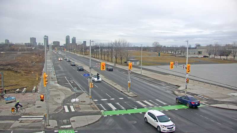 Traffic camera image at 2025-03-25 12:00:05