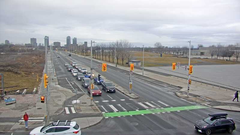 Traffic camera image at 2025-03-25 12:10:05