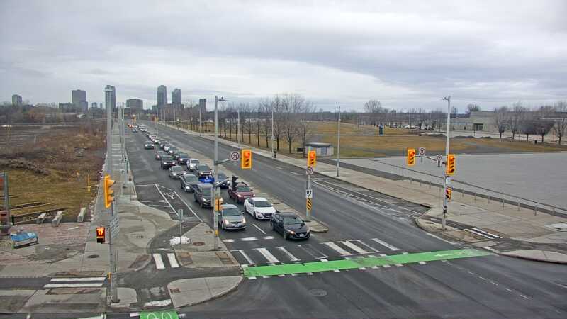 Traffic camera image at 2025-03-25 12:15:05