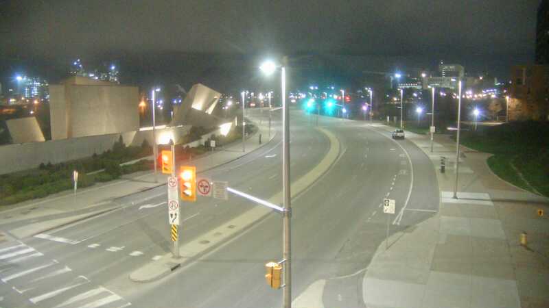 Traffic camera image at 2025-05-09 05:35:50