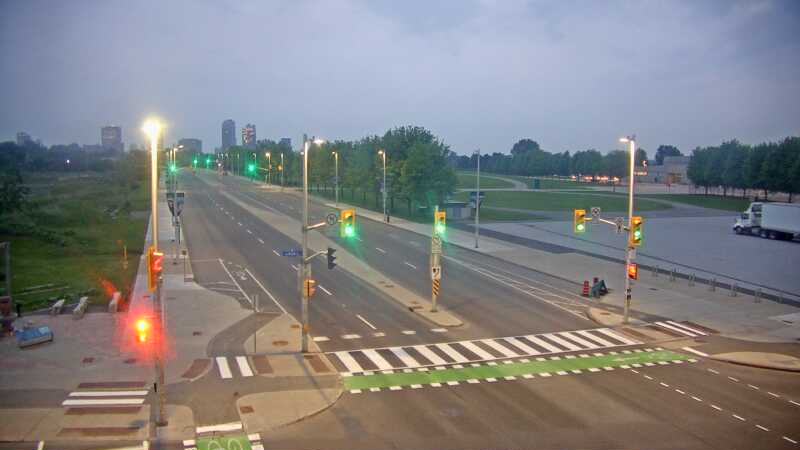 Traffic camera image at 2025-06-09 09:00:06