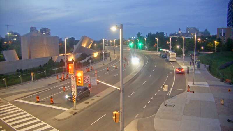 Traffic camera image at 2025-07-06 01:20:15