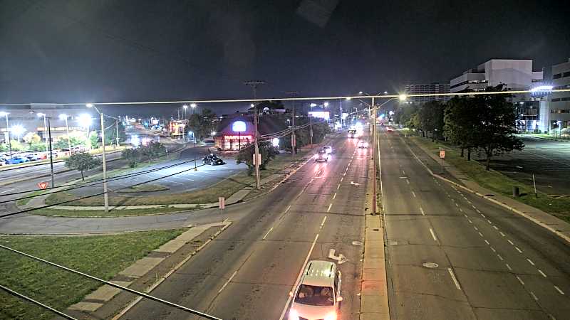 Traffic camera image at 2025-08-04 01:50:08