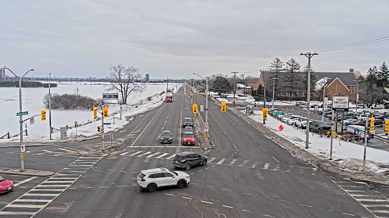 Traffic camera image at 2025-03-09 14:00:21