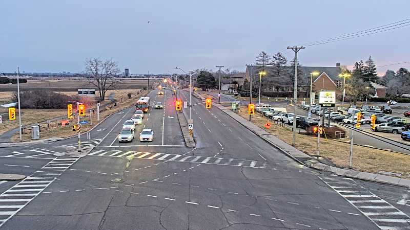 Traffic camera image at 2025-03-25 11:00:06