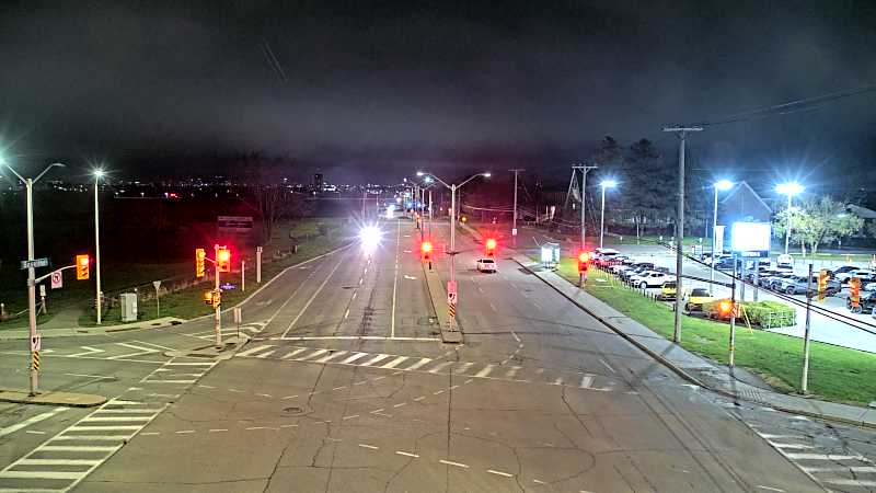 Traffic camera image at 2025-05-09 05:20:07