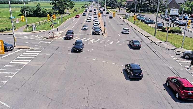 Traffic camera image at 2025-06-30 15:40:05