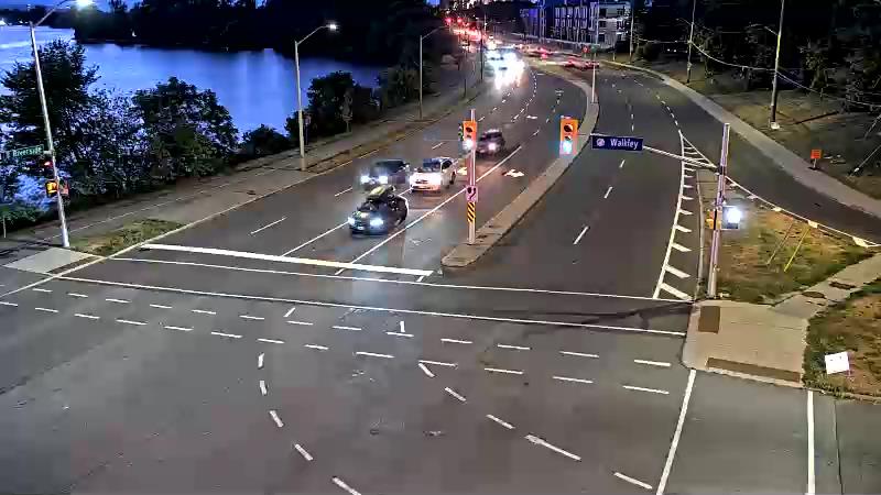 Traffic camera image at 2025-08-25 00:25:30