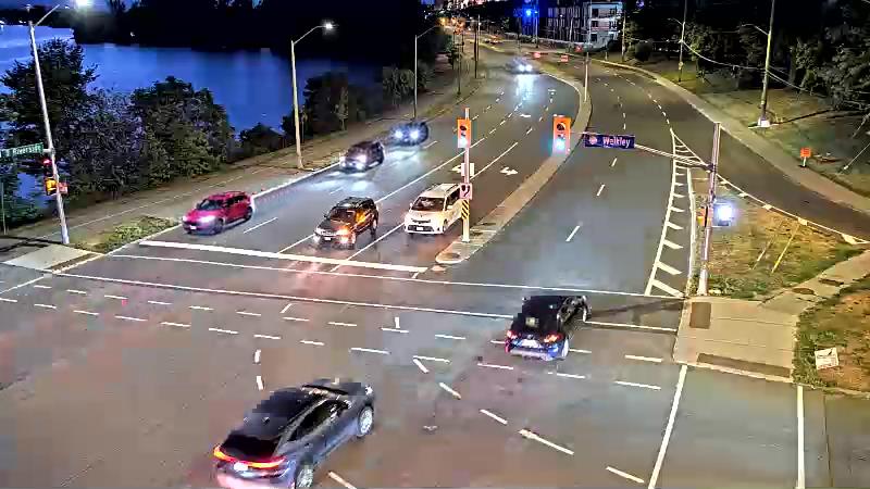 Traffic camera image at 2025-08-25 00:35:24