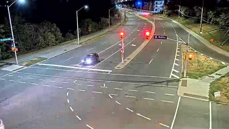 Traffic camera image at 2025-08-25 03:30:43