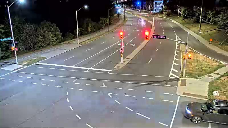 Traffic camera image at 2025-08-25 03:40:23
