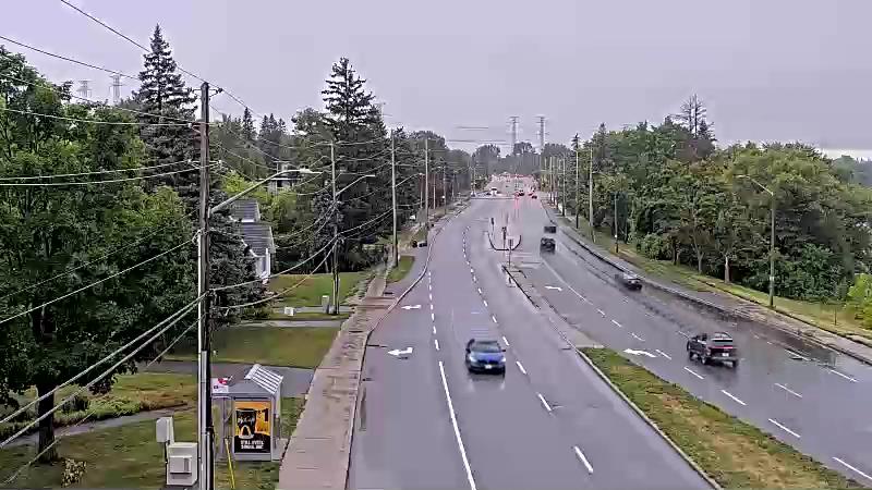 Traffic camera image at 2025-09-04 20:35:26