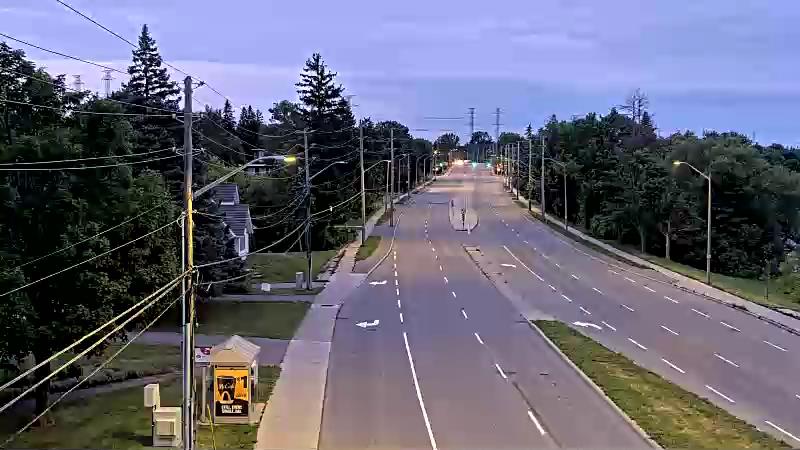 Traffic camera image at 2025-09-07 10:15:23