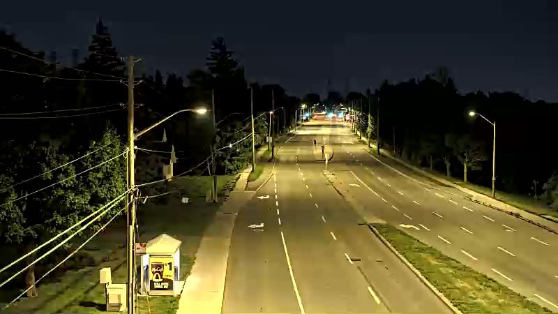 Traffic camera image at 2025-09-08 04:10:23