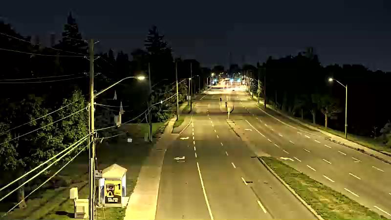 Traffic camera image at 2025-09-08 04:15:20