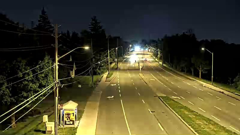 Traffic camera image at 2025-09-08 04:35:24