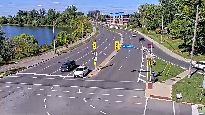 Traffic camera image at 2025-09-14 18:35:26