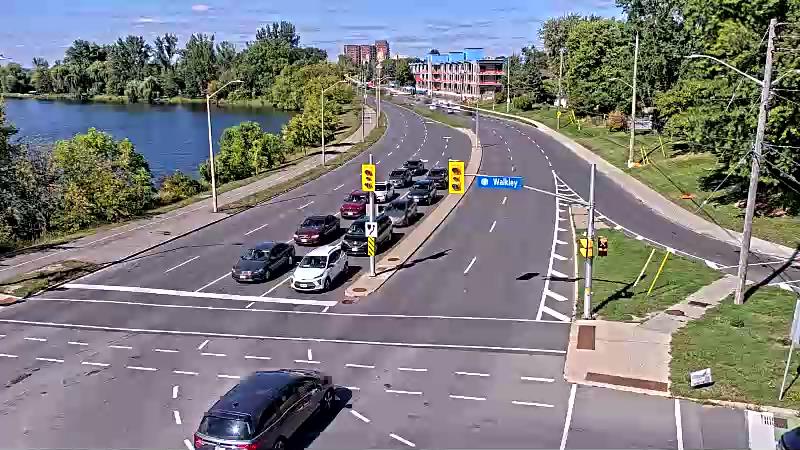 Traffic camera image at 2025-09-14 18:40:31