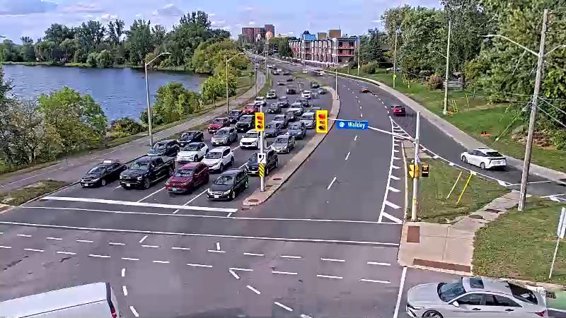 Traffic camera image at 2025-09-18 20:55:26
