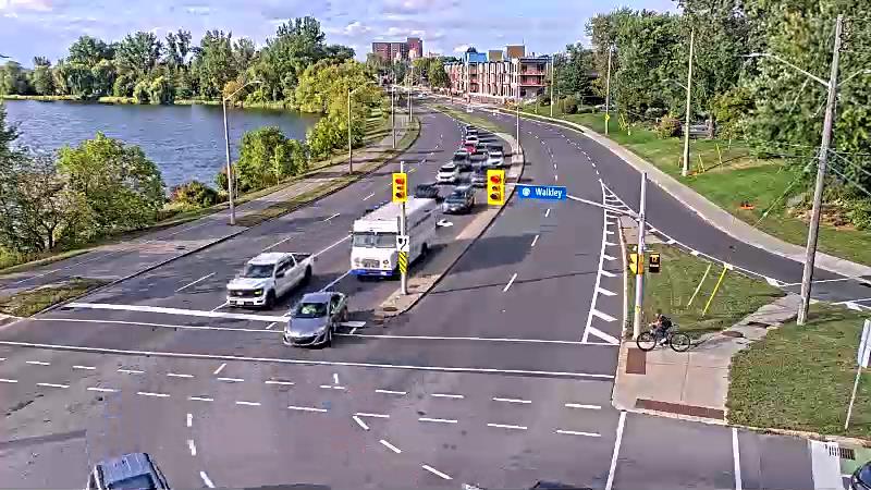 Traffic camera image at 2025-09-18 21:00:48