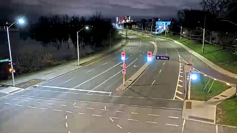 Traffic camera image at 2025-05-09 07:10:18