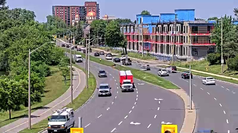 Traffic camera image at 2025-06-30 17:55:27