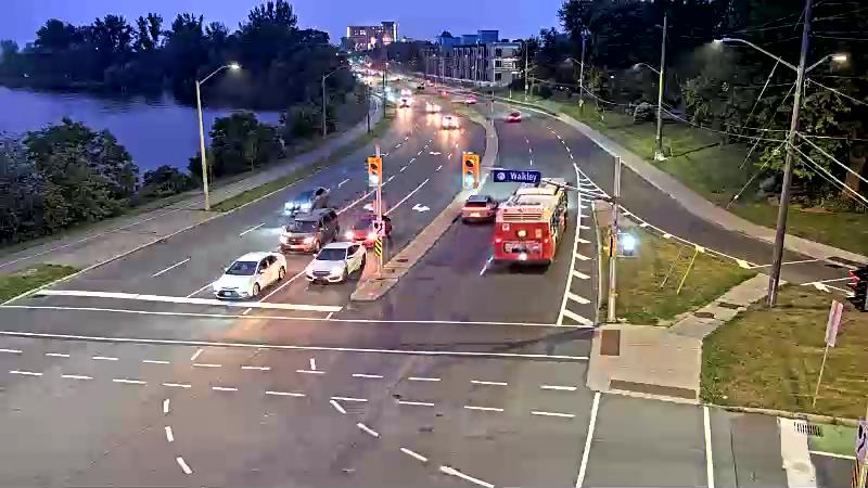 Traffic camera image at 2025-07-31 01:00:26
