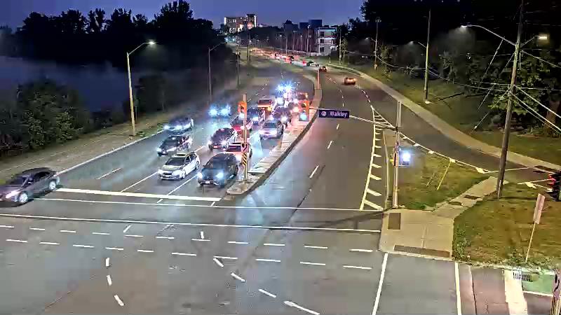Traffic camera image at 2025-07-31 01:10:27
