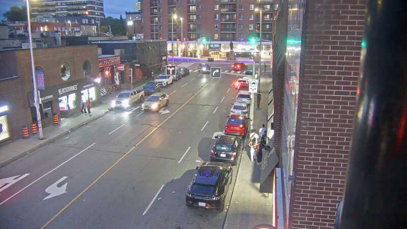 Traffic camera image at 2025-08-25 00:15:27