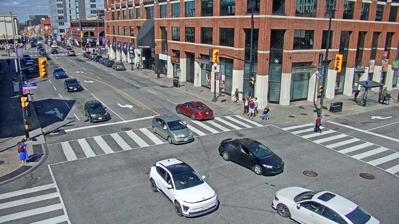 Traffic camera image at 2025-09-14 17:35:26