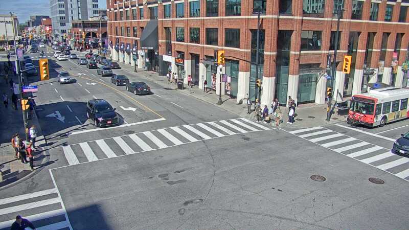 Traffic camera image at 2025-09-14 18:10:25