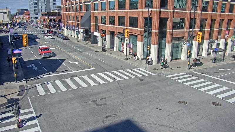 Traffic camera image at 2025-09-14 18:30:30