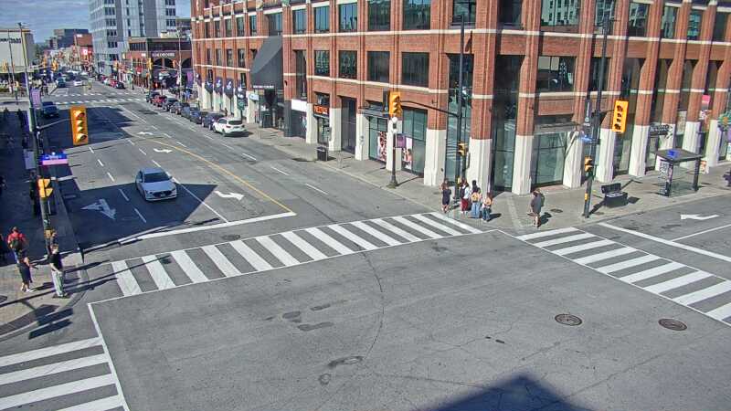 Traffic camera image at 2025-09-14 18:40:31