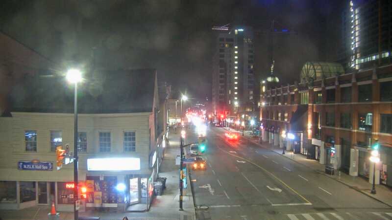 Traffic camera image at 2025-05-09 06:20:25