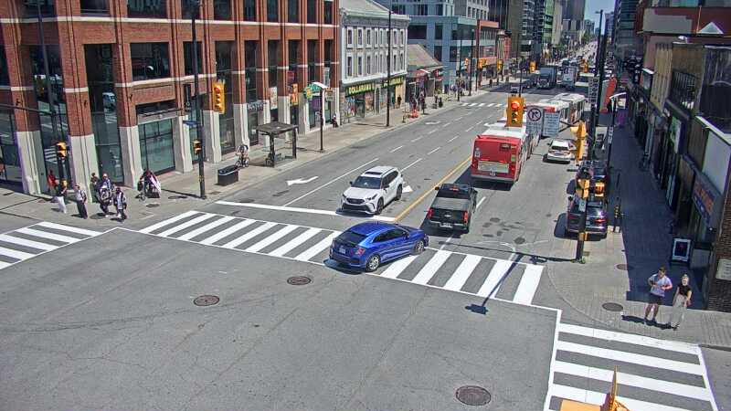 Traffic camera image at 2025-06-30 16:25:24