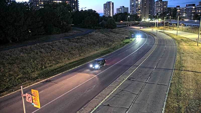 Traffic camera image at 2025-08-25 00:30:25