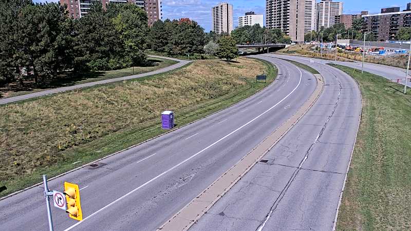 Traffic camera image at 2025-09-14 17:15:29