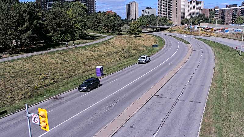 Traffic camera image at 2025-09-14 17:45:33