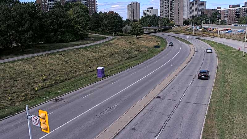 Traffic camera image at 2025-09-14 18:35:26