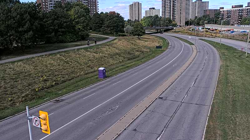 Traffic camera image at 2025-09-14 18:40:32